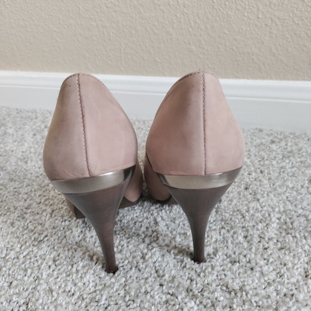 Steve Madden “Triggerr” Brown Suede Heels Size 6 - Picture 3 of 9